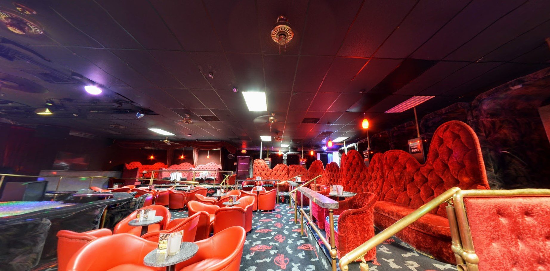 Deja Vu Showgirls San Diego - Nightclub in San Diego, United States