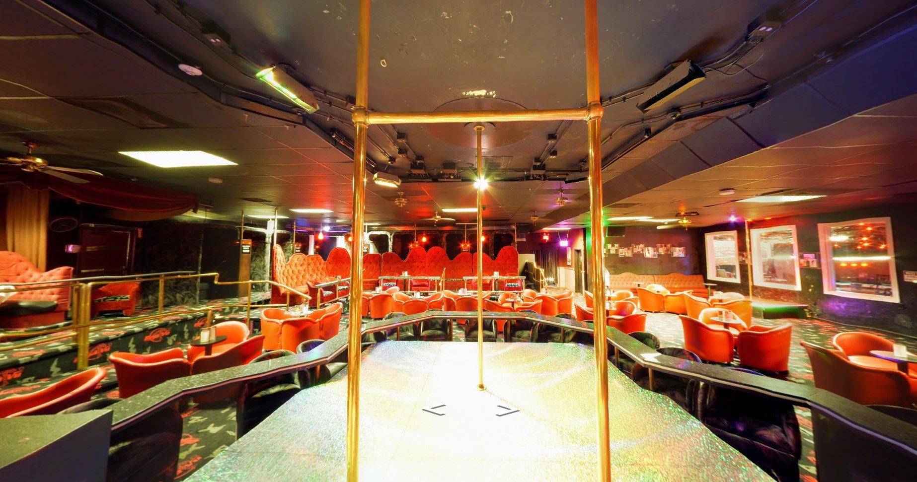 Deja Vu Showgirls San Diego - Nightclub in San Diego, United States