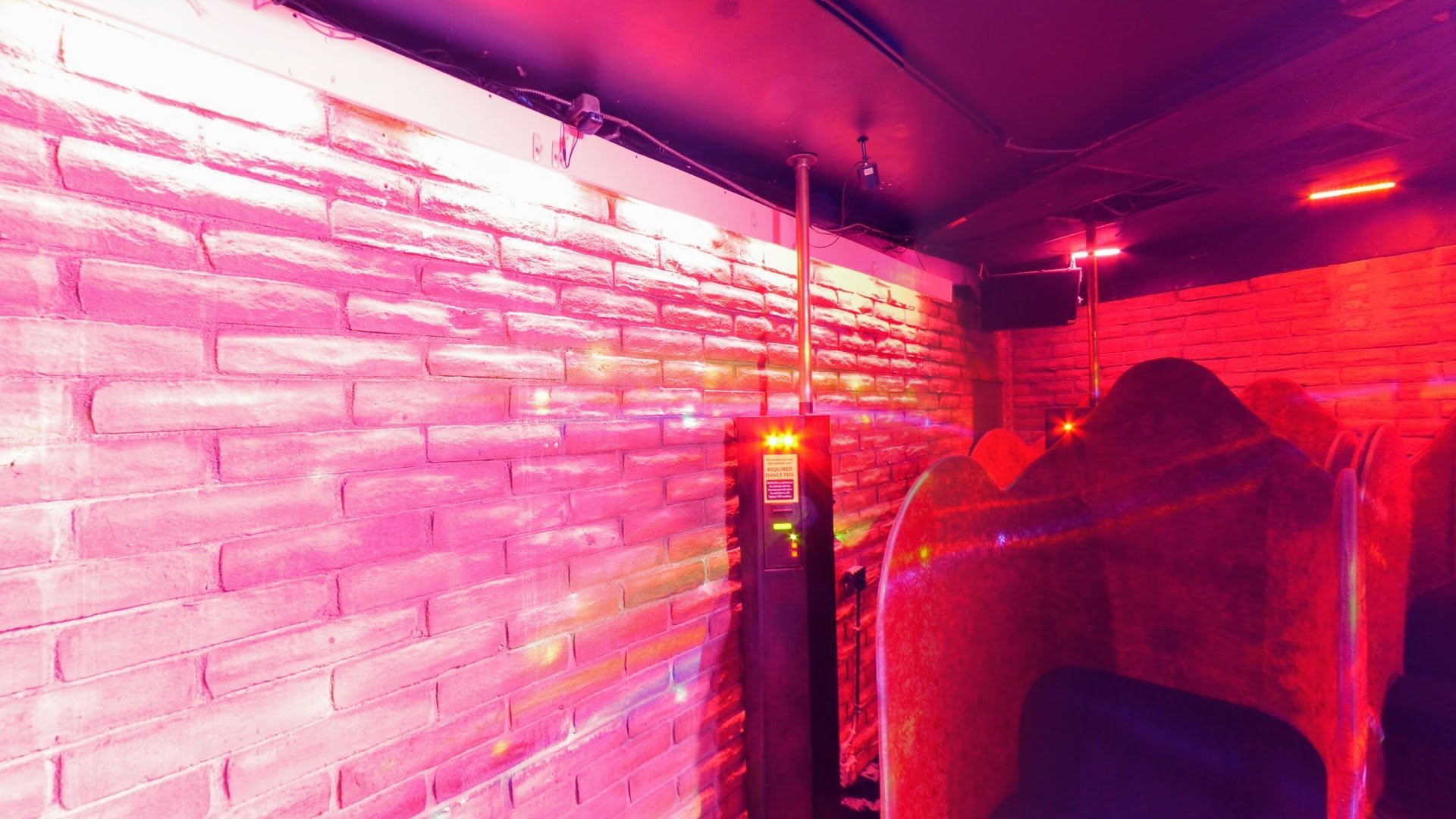 Deja Vu Showgirls San Diego - Nightclub in San Diego, United States