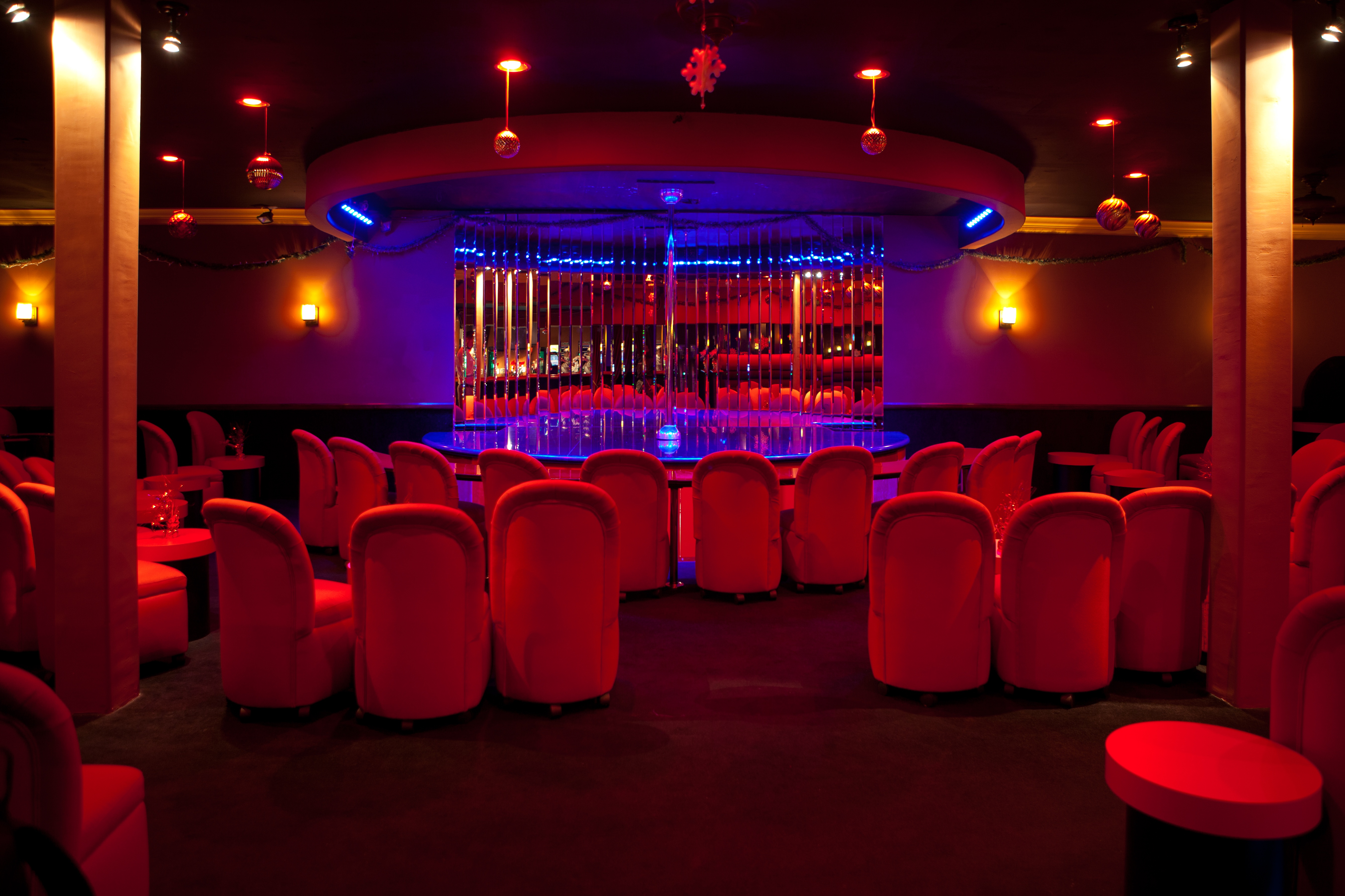California Girls Santa Ana - Nightclub in Santa Ana, United States
