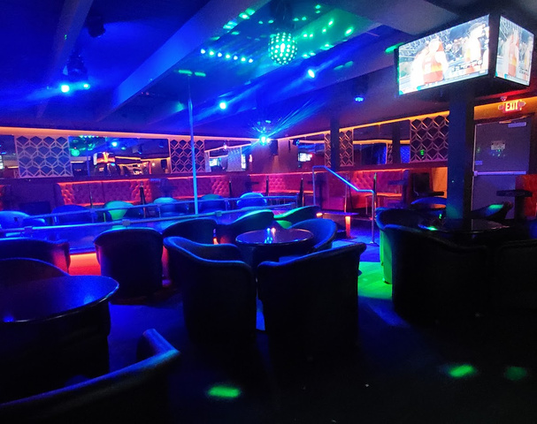 The Holiday Gentlemens Club - Nightclub in Santa Fe Springs, United States