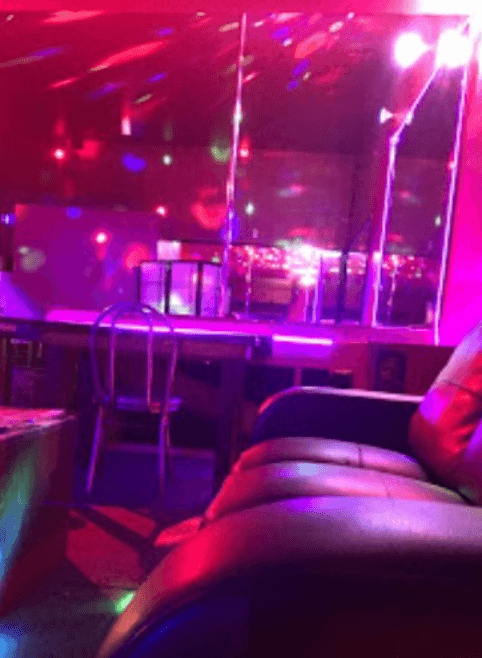 Dancing Bare - Nightclub in Seattle, United States