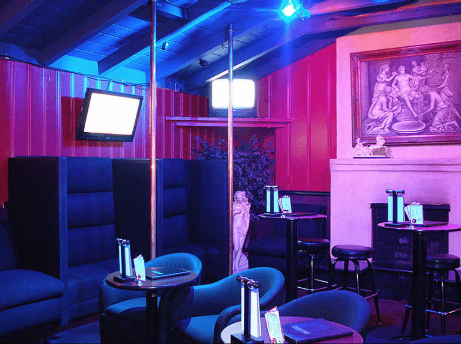 Venus Lounge - Nightclub in Stanton, United States