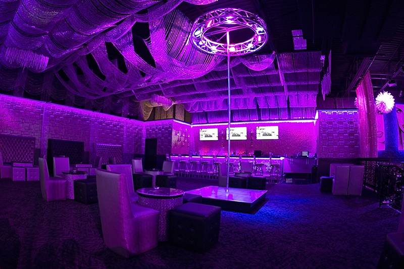 Gold Room Chicago - Nightclub in Stone Park, United States