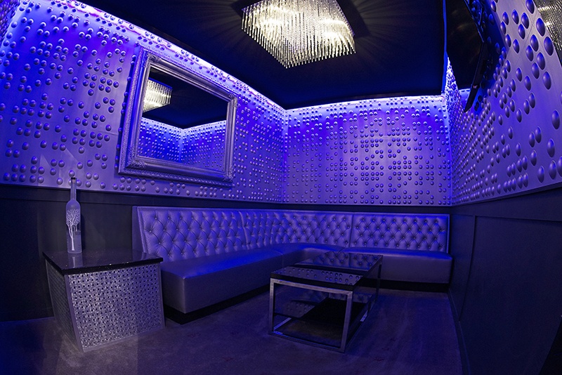Gold Room Chicago - Nightclub in Stone Park, United States