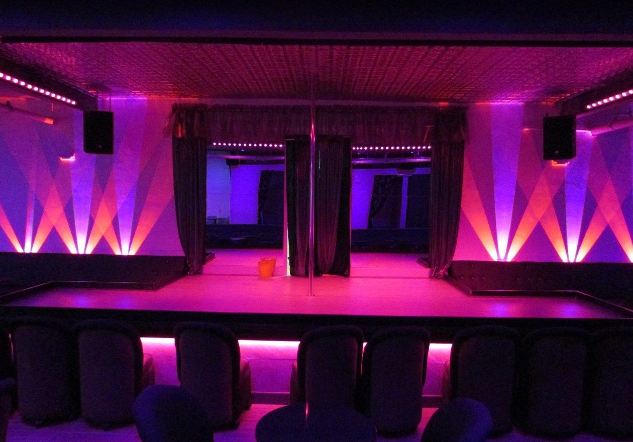 Club Alex's Adult Entertainment - Nightclub in Stoughton, United States