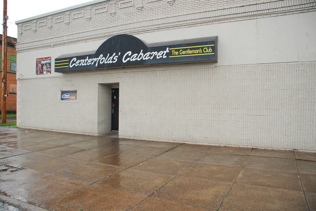 Centerfolds Cabaret - Nightclub in Superior, United States