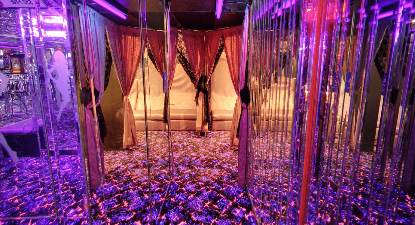 2001 Odyssey - Nightclub in Tampa, United States