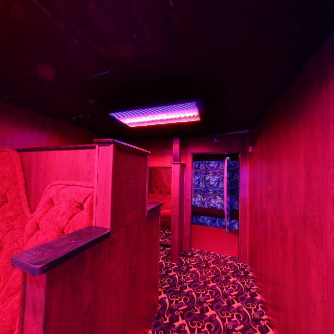 Emperor's Gentlemen's Club Tampa - Nightclub in Tampa, United States
