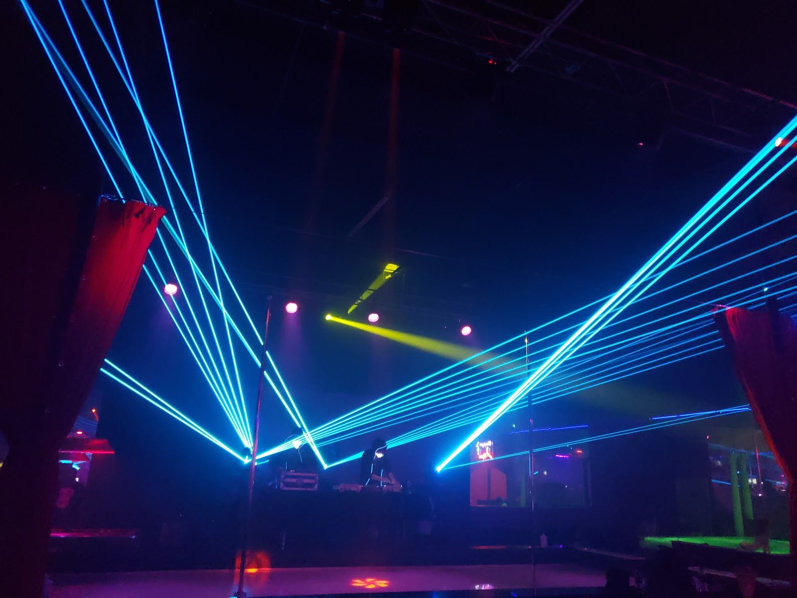 Emperor's Gentlemen's Club Tampa - Nightclub in Tampa, United States