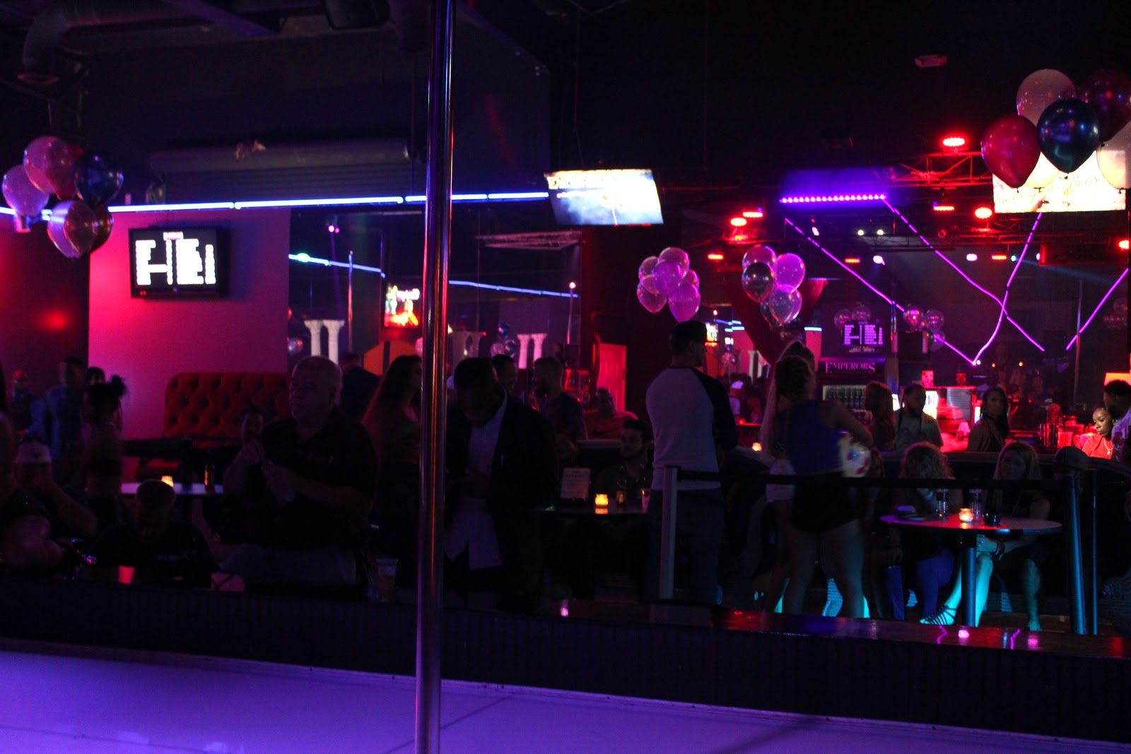 Emperor's Gentlemen's Club Tampa - Nightclub in Tampa, United States
