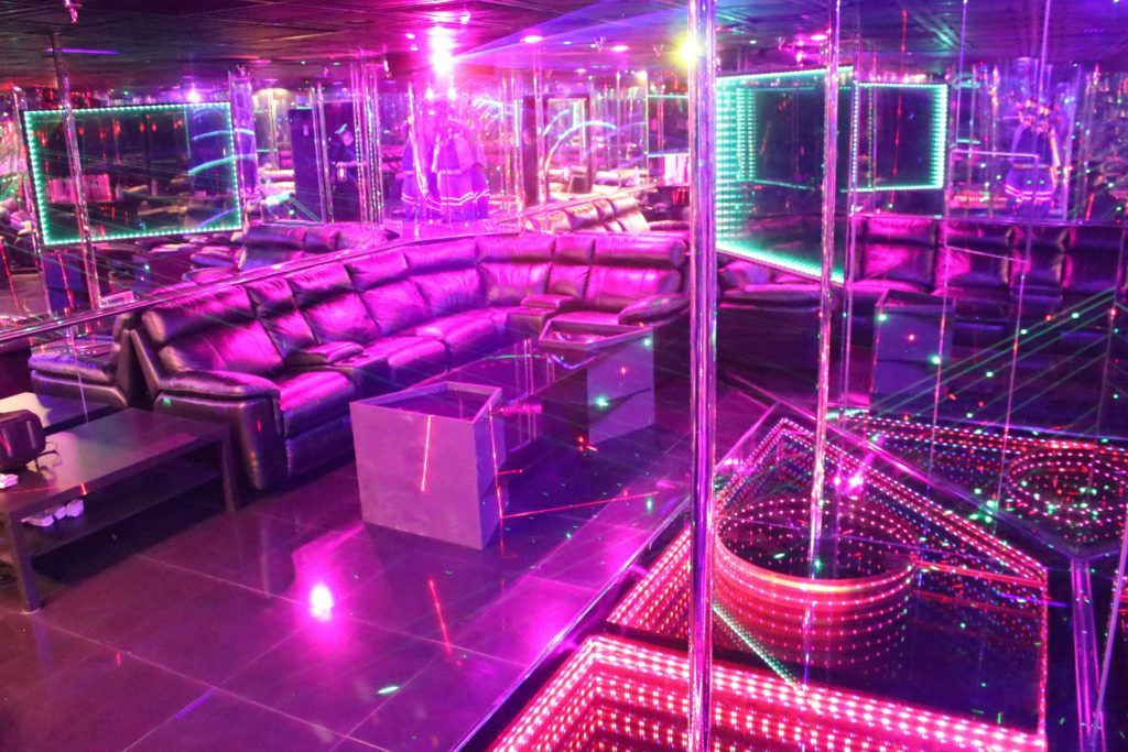 Pink Pony - Nightclub in Tampa, United States