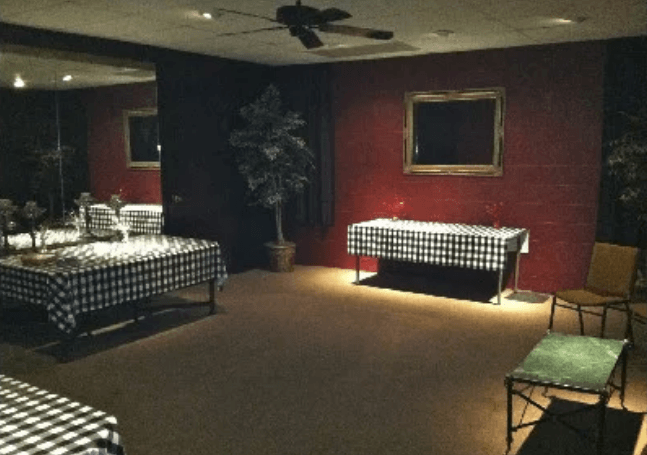 1763 - Swinger Club in Tucker, United States