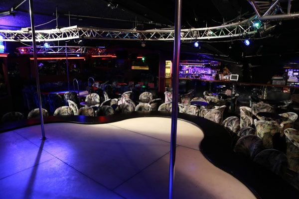 Curves Cabaret - Nightclub in Tucson, United States