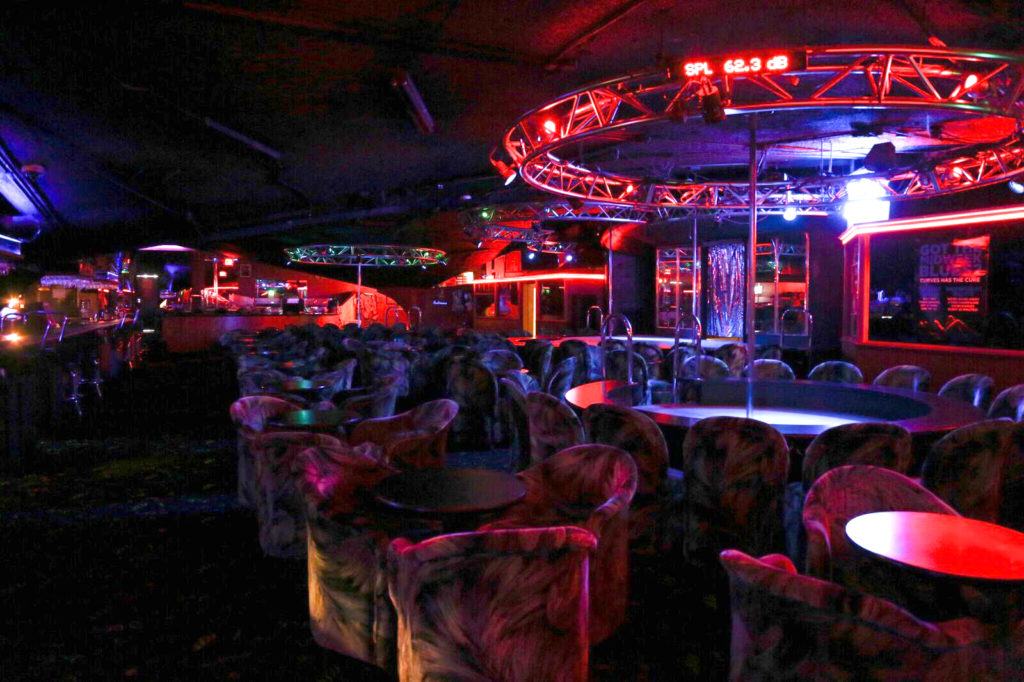 Curves Cabaret - Nightclub in Tucson, United States