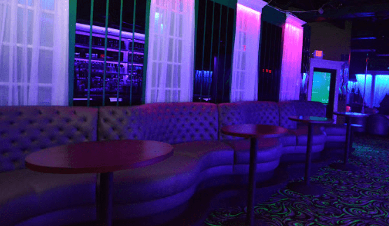 Luckys Cabaret - Nightclub in Vernon, United States