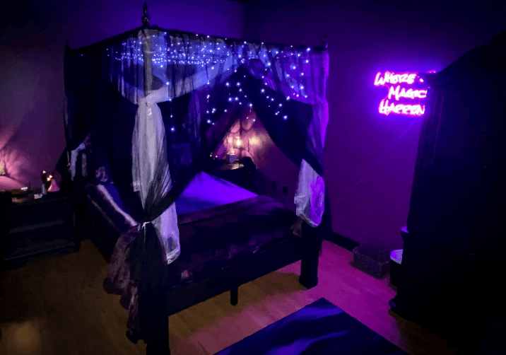 Vogue Collective Hush Escorts - Brothel in Victoria, United States