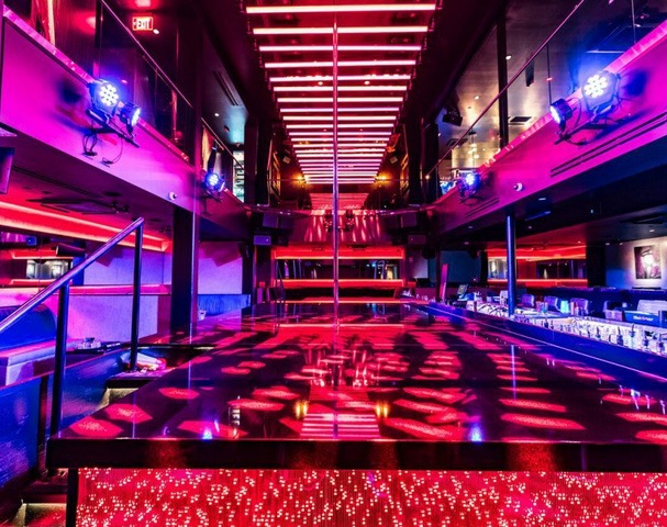 Cloakroom Gentlemen's Club - Nightclub in Washington, United States