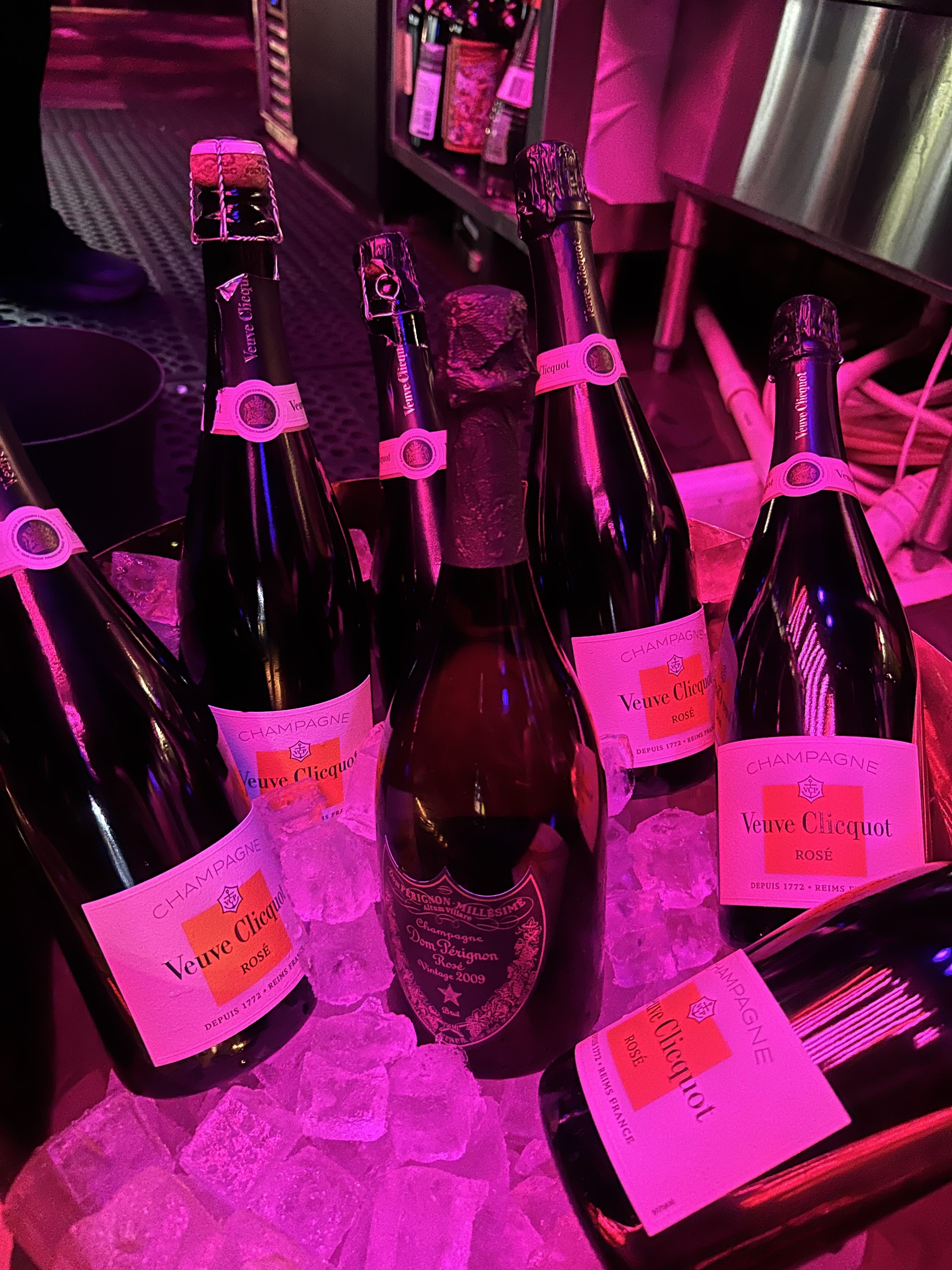 Cloakroom Gentlemen's Club - Nightclub in Washington, United States