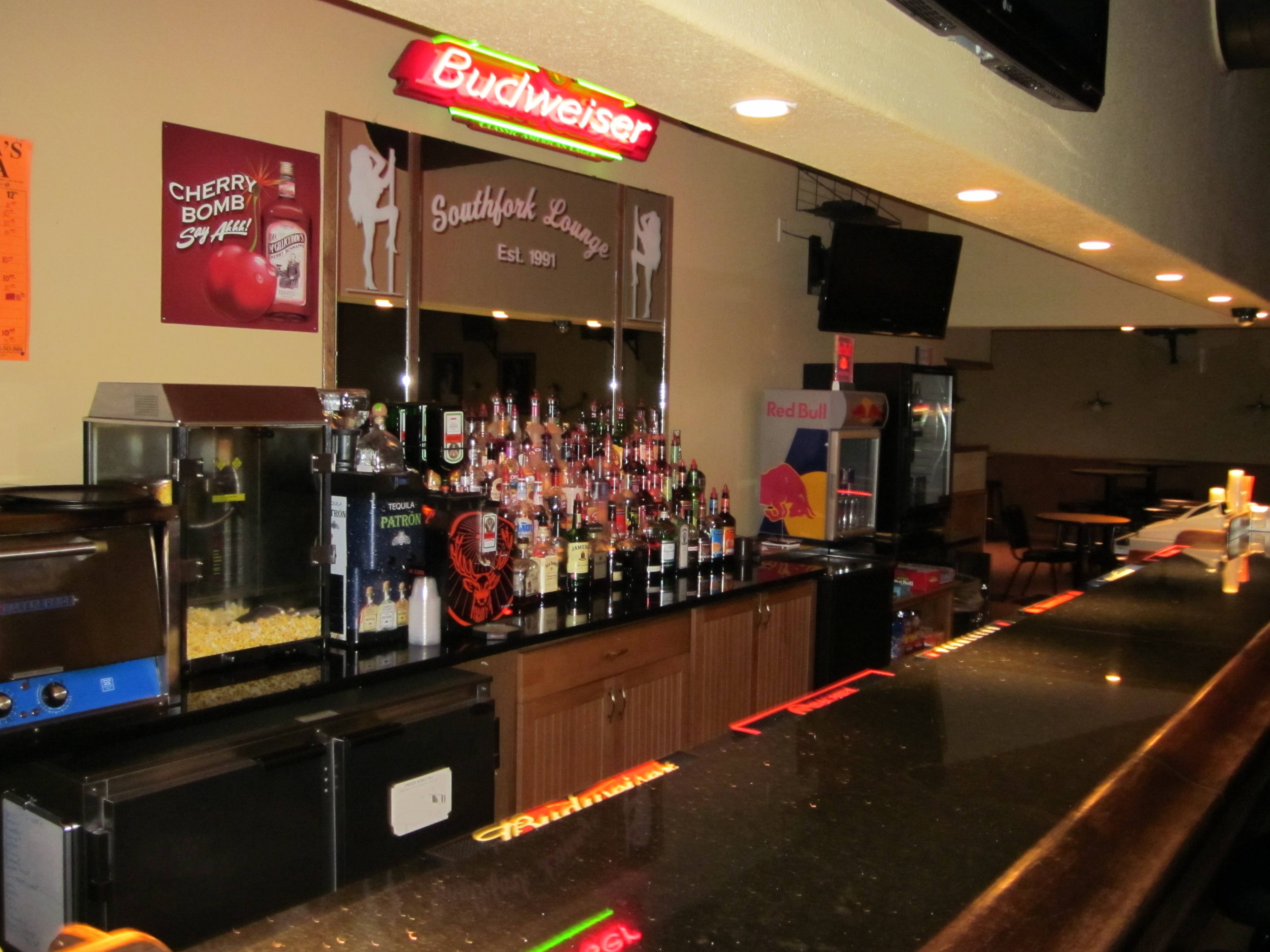 SouthFork Lounge - Nightclub in Watertown, United States