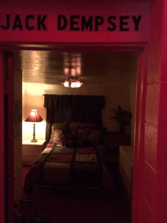 Donna's Ranch - Brothel in Wells, United States