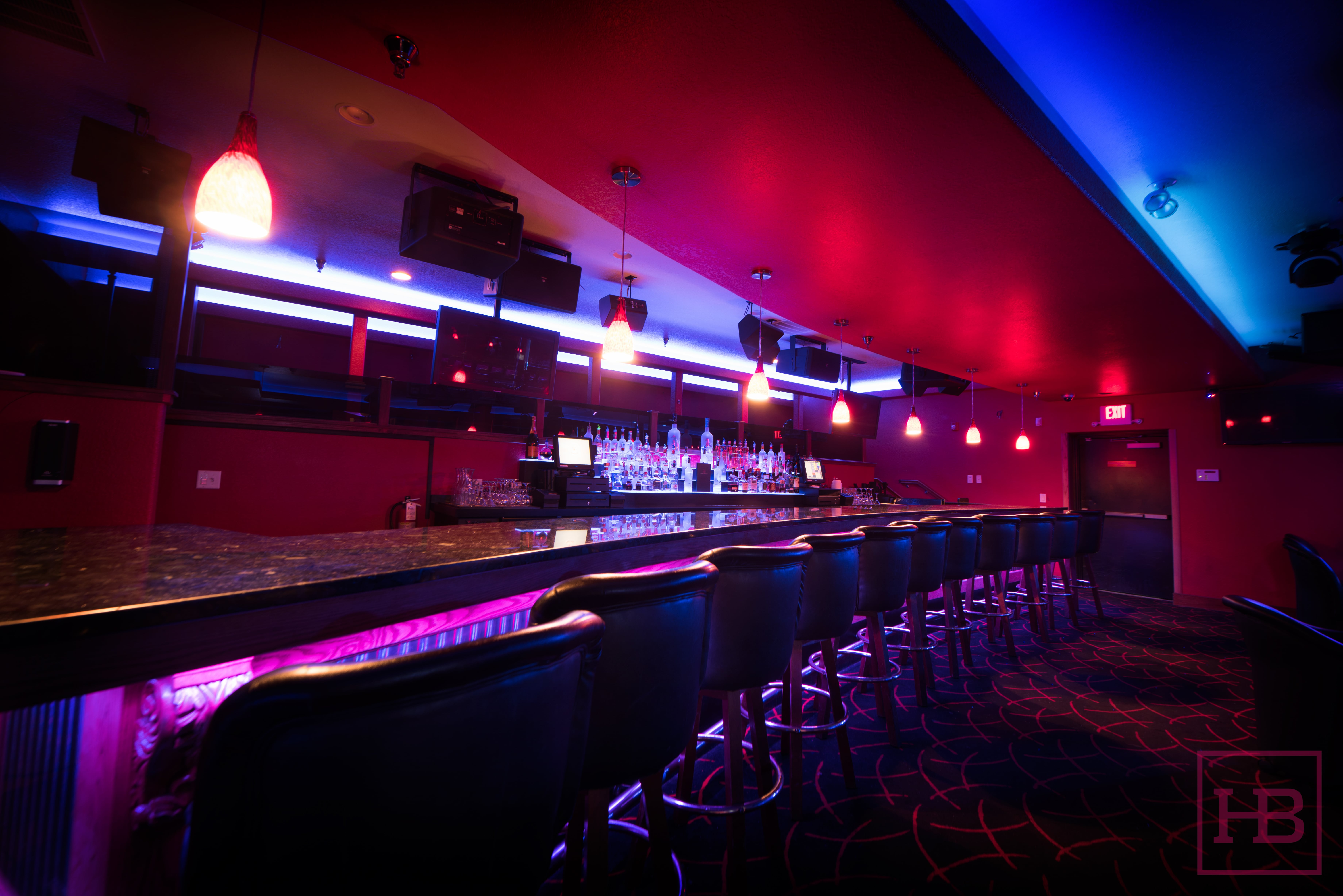 Heart Breakers - Nightclub in West Allis, United States