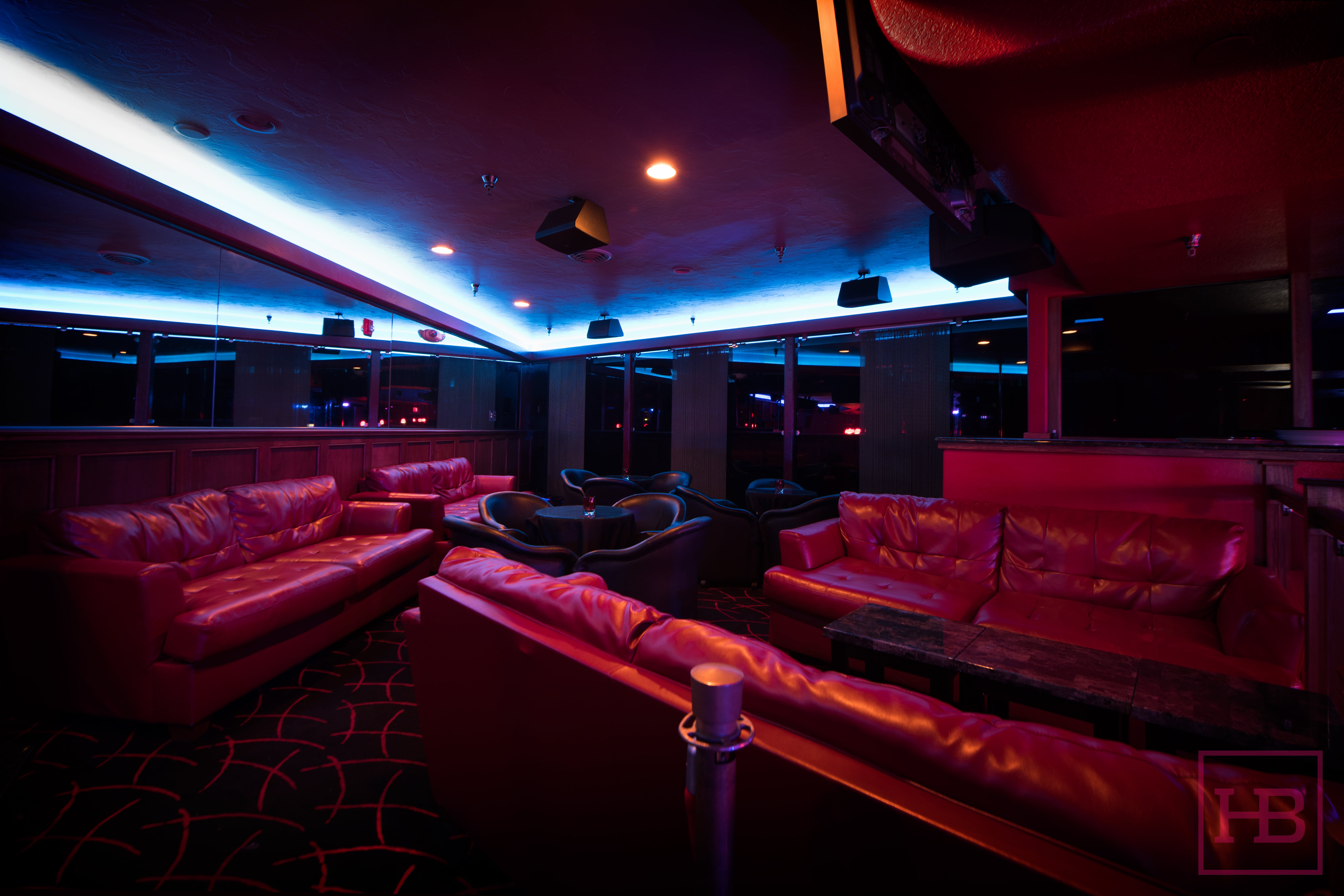 Heart Breakers - Nightclub in West Allis, United States