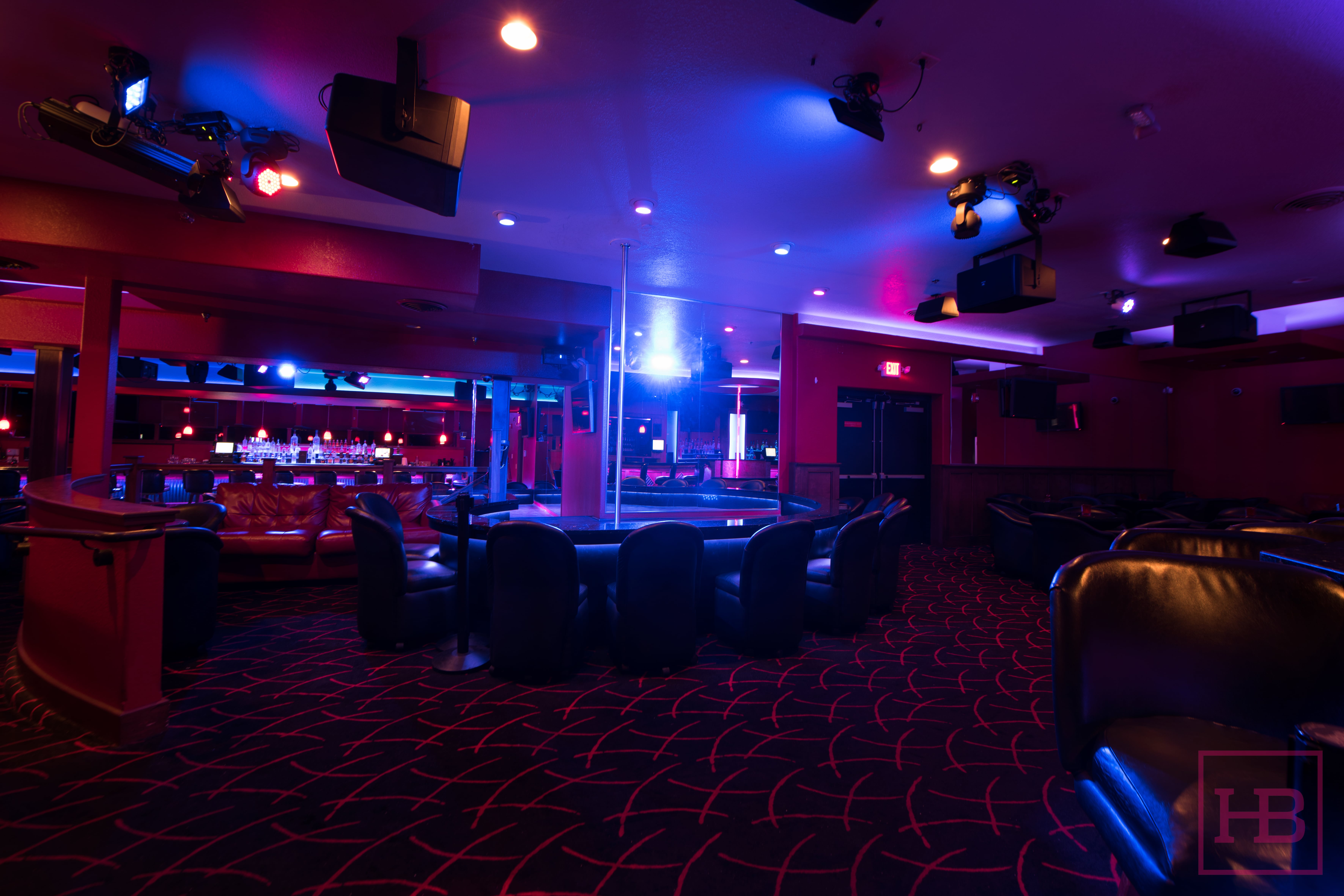Heart Breakers - Nightclub in West Allis, United States