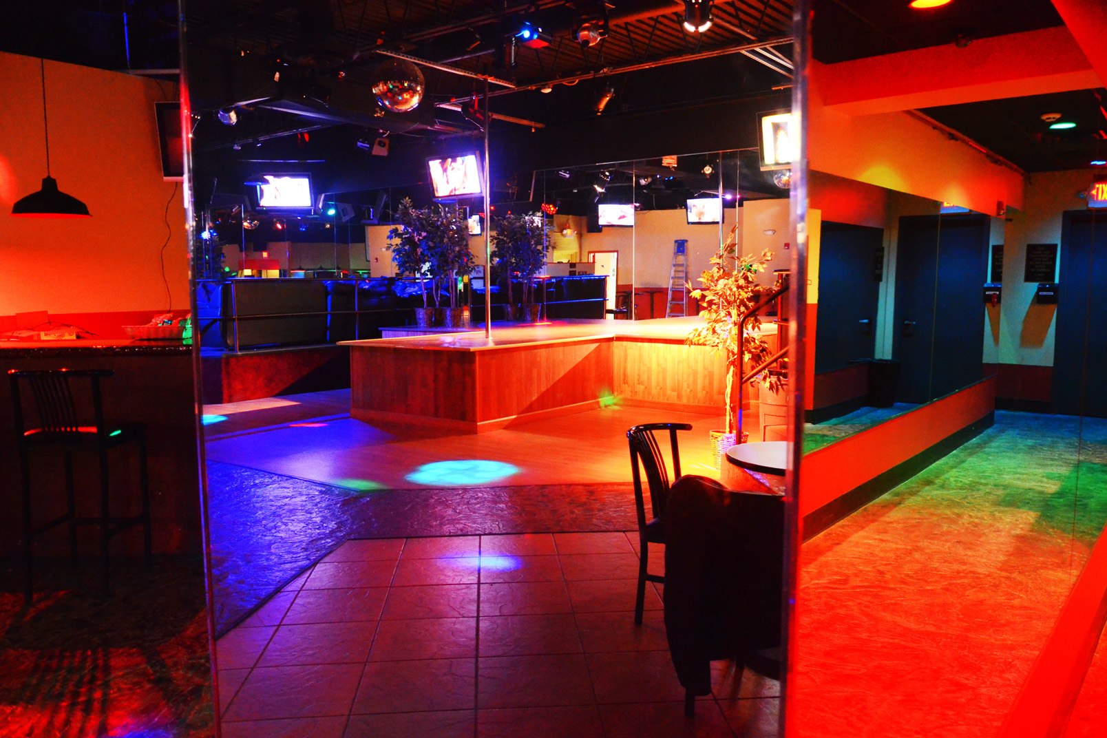 Club Encounters - Swinger Club in West Babylon, United States