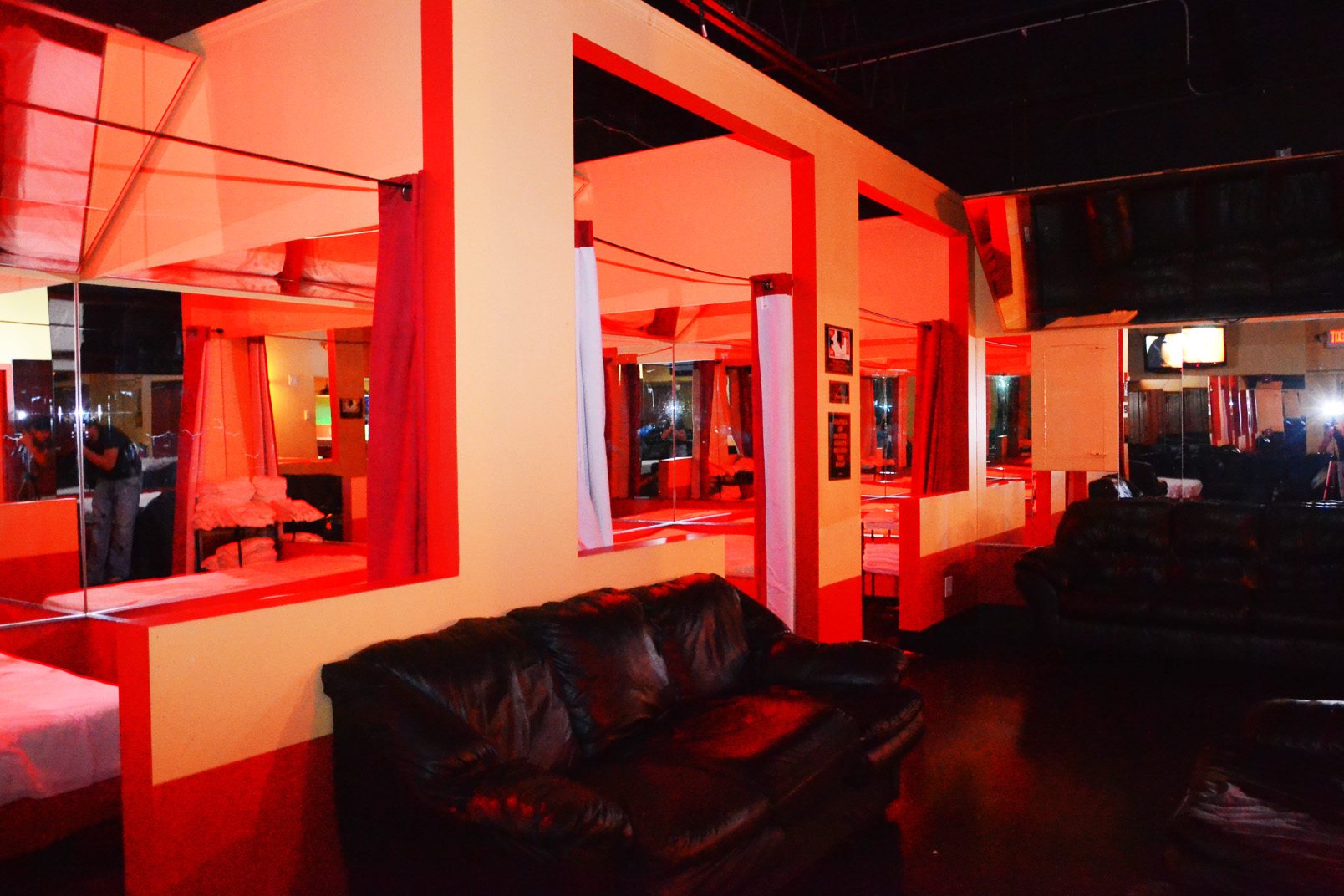 Club Encounters - Swinger Club in West Babylon, United States