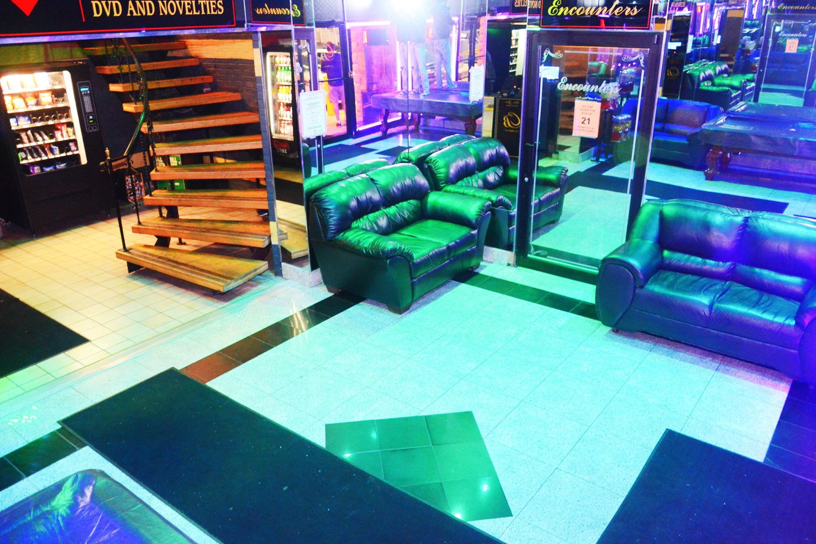 Club Encounters - Swinger Club in West Babylon, United States