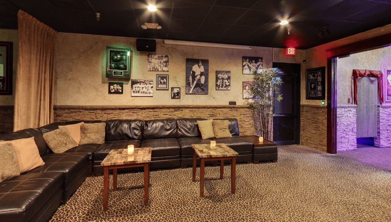 Monroe's of Palm Beach - Nightclub in West Palm Beach, United States
