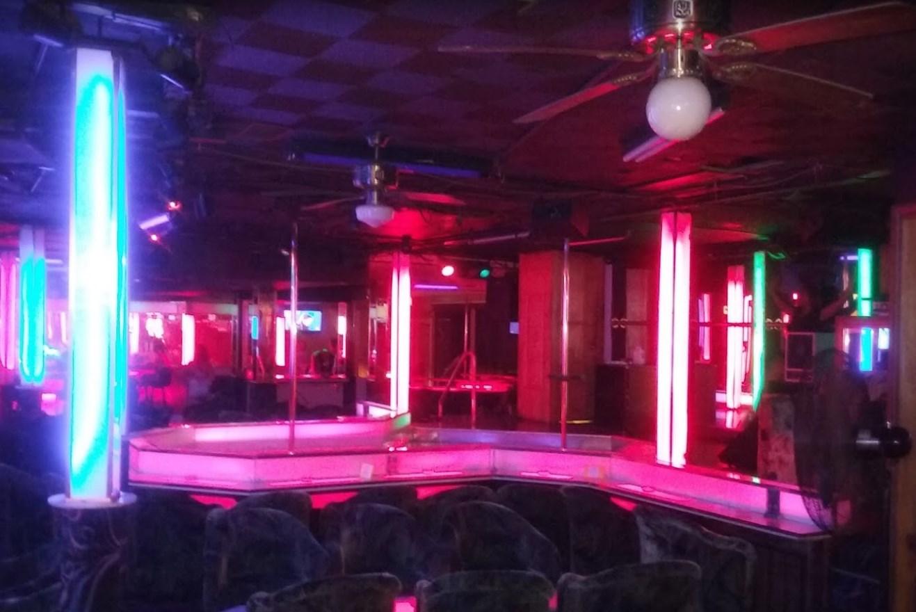 Maximus - Wichita Falls - Nightclub in Wichita Falls, United States