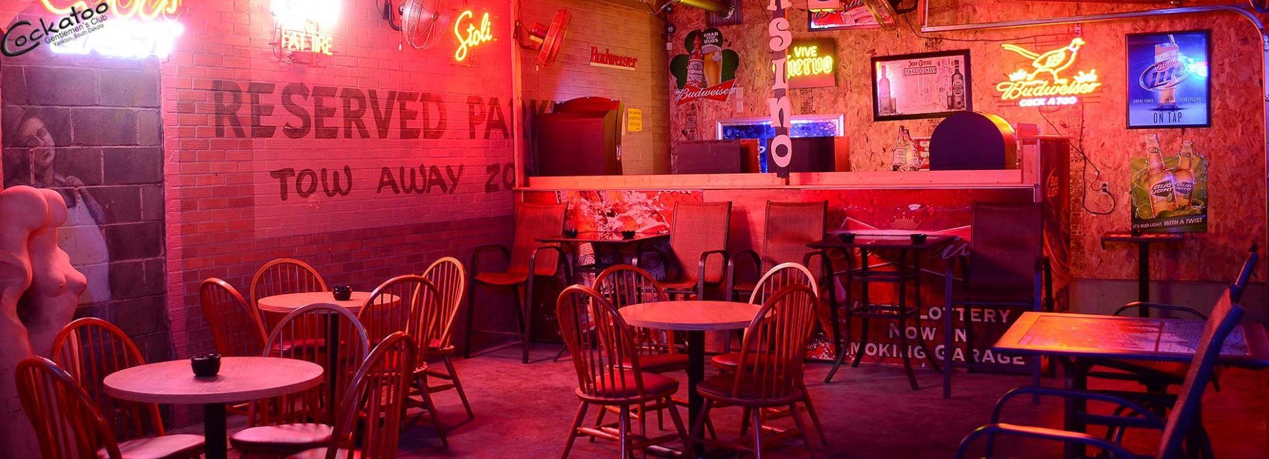 Cockatoo Gentlemens Club - Nightclub in Yankton, United States