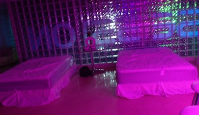Obsession Swing Lounge - Swinger Club in Ottawa, United States